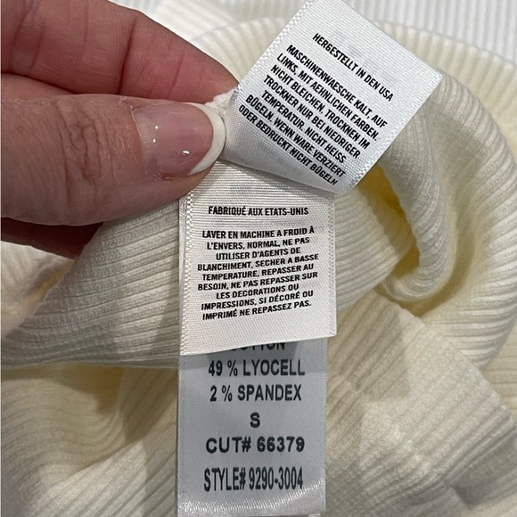 Citizens of Humanity Women Parie Twist Top Milque Off White Size Small NEW - Picture 8 of 11